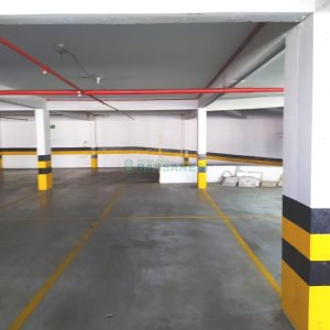 Sala com 455m², 8 vagas, no bairro Sanvitto em Caxias do Sul para Alugar