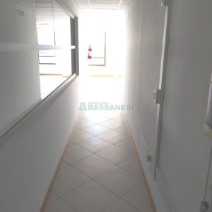 Sala com 455m², 8 vagas, no bairro Sanvitto em Caxias do Sul para Alugar