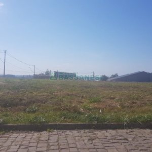 Terreno, no bairro Nossa Senhora das Graças em Caxias do Sul para Comprar