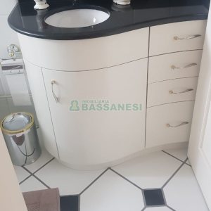 Apto/Cobertura com 176m², 3 dormitórios, 3 vagas, no bairro Centro em Caxias do Sul para Comprar