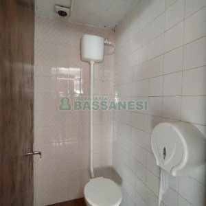 Pavilhão com 600m², no bairro Salgado Filho em Caxias do Sul para Alugar