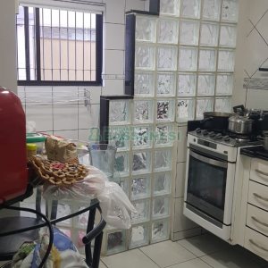 Apartamento com 90m², 3 dormitórios, 2 vagas, no bairro Colina Sorriso em Caxias do Sul para Comprar