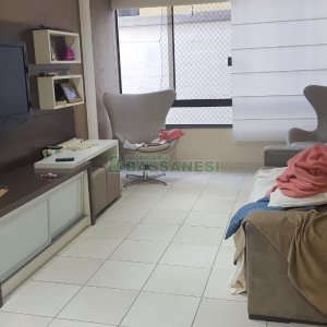 Apartamento com 90m², 3 dormitórios, 2 vagas, no bairro Colina Sorriso em Caxias do Sul para Comprar