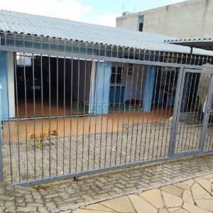 Casa Mobiliada com 130m², 2 dormitórios, 2 vagas, no bairro Presidente Vargas em Caxias do Sul para Comprar