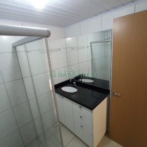 Apartamento com 52m², 2 dormitórios, 1 vaga, no bairro Charqueadas em Caxias do Sul para Alugar