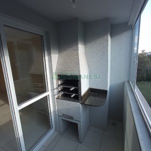 Apartamento com 52m², 2 dormitórios, 1 vaga, no bairro Charqueadas em Caxias do Sul para Alugar