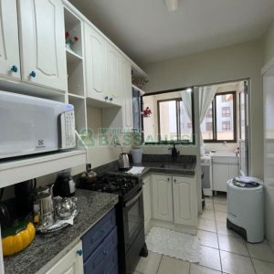 Apartamento com 62m², 2 dormitórios, 1 vaga, no bairro Centro em Caxias do Sul para Comprar