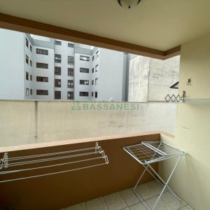 Apartamento com 62m², 2 dormitórios, 1 vaga, no bairro Centro em Caxias do Sul para Comprar