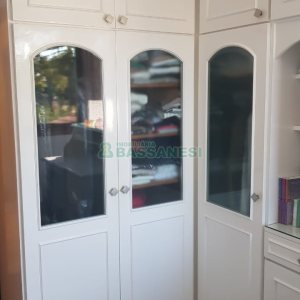 Casa, 3 dormitórios, 4 vagas, no bairro Petrópolis em Caxias do Sul para Comprar