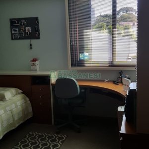 Casa, 3 dormitórios, 4 vagas, no bairro Petrópolis em Caxias do Sul para Comprar