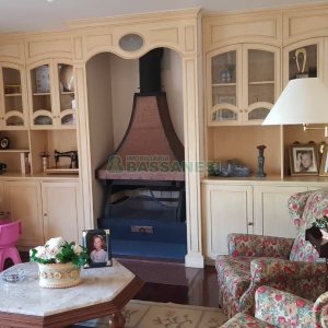 Casa, 3 dormitórios, 4 vagas, no bairro Petrópolis em Caxias do Sul para Comprar