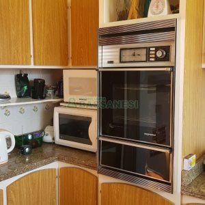 Casa, 3 dormitórios, 4 vagas, no bairro Petrópolis em Caxias do Sul para Comprar