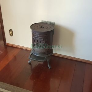 Casa, 3 dormitórios, 4 vagas, no bairro Petrópolis em Caxias do Sul para Comprar