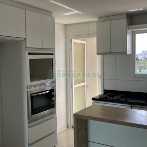Apartamento com 82m², 2 dormitórios, 1 vaga, no bairro Rio Branco em Caxias do Sul para Alugar