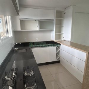 Apartamento com 82m², 2 dormitórios, 1 vaga, no bairro Rio Branco em Caxias do Sul para Alugar