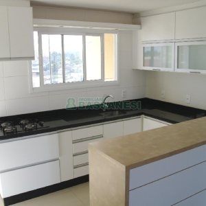 Apartamento com 82m², 2 dormitórios, 1 vaga, no bairro Rio Branco em Caxias do Sul para Alugar