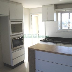 Apartamento com 82m², 2 dormitórios, 1 vaga, no bairro Rio Branco em Caxias do Sul para Alugar