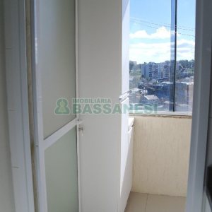 Apartamento com 82m², 2 dormitórios, 1 vaga, no bairro Rio Branco em Caxias do Sul para Alugar