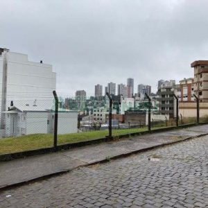 Terreno com 1294m², no bairro Pio X em Caxias do Sul para Alugar