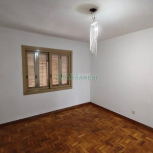 Apartamento, 3 dormitórios, 2 vagas, no bairro Centro em Caxias do Sul para Comprar