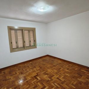 Apartamento, 3 dormitórios, 2 vagas, no bairro Centro em Caxias do Sul para Comprar
