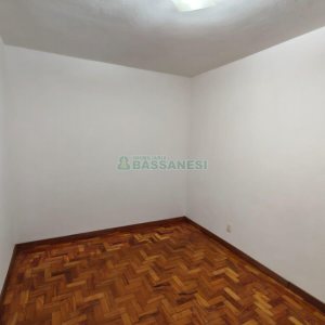 Apartamento, 3 dormitórios, 2 vagas, no bairro Centro em Caxias do Sul para Comprar