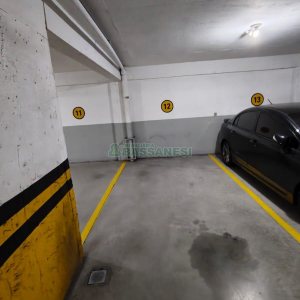 Apartamento, 3 dormitórios, 2 vagas, no bairro Centro em Caxias do Sul para Comprar