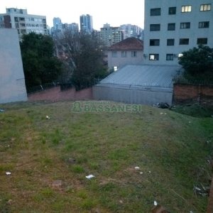 Terreno, no bairro Lourdes em Caxias do Sul para Comprar