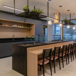 Apartamento com 143m², 3 dormitórios, 2 vagas, no bairro Madureira em Caxias do Sul para Comprar