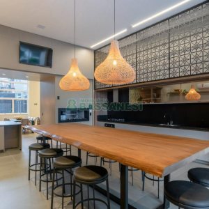 Apartamento com 143m², 3 dormitórios, 2 vagas, no bairro Madureira em Caxias do Sul para Comprar