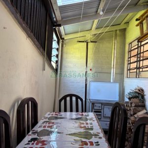 Casa com 98m², 3 dormitórios, 1 vaga, no bairro Esplanada em Caxias do Sul para Alugar