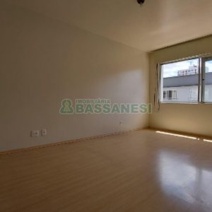 Apartamento com 45m², 2 dormitórios, no bairro São Pelegrino em Caxias do Sul para Alugar