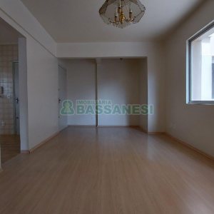 Apartamento com 45m², 2 dormitórios, no bairro São Pelegrino em Caxias do Sul para Alugar