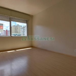 Apartamento com 45m², 2 dormitórios, no bairro São Pelegrino em Caxias do Sul para Alugar