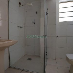 Apartamento com 45m², 2 dormitórios, no bairro São Pelegrino em Caxias do Sul para Alugar