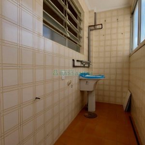 Apartamento com 45m², 2 dormitórios, no bairro São Pelegrino em Caxias do Sul para Alugar