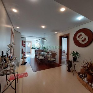 Apartamento com 118m², 2 dormitórios, 2 vagas, no bairro Madureira em Caxias do Sul para Comprar