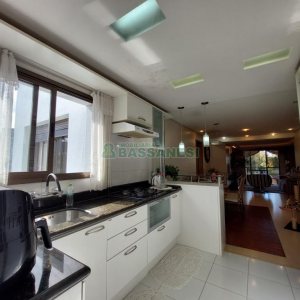 Apartamento com 118m², 2 dormitórios, 2 vagas, no bairro Madureira em Caxias do Sul para Comprar