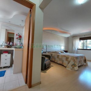 Apartamento com 118m², 2 dormitórios, 2 vagas, no bairro Madureira em Caxias do Sul para Comprar