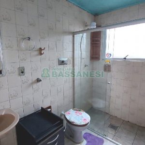 Apto Mobiliado com 67m², 2 dormitórios, 1 vaga, no bairro Centro em Caxias do Sul para Comprar