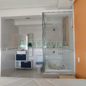 Apto Mobiliado com 68m², 2 dormitórios, 2 vagas, no bairro Lourdes em Caxias do Sul para Comprar