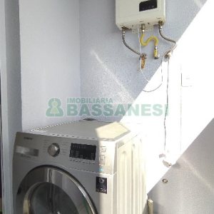 Apto Mobiliado com 68m², 2 dormitórios, 2 vagas, no bairro Lourdes em Caxias do Sul para Comprar