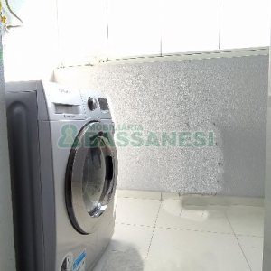 Apto Mobiliado com 68m², 2 dormitórios, 2 vagas, no bairro Lourdes em Caxias do Sul para Comprar