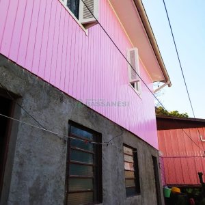 Casa com 160m², 4 dormitórios, no bairro São Leopoldo em Caxias do Sul para Comprar