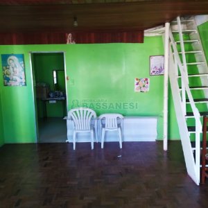 Casa com 160m², 4 dormitórios, no bairro São Leopoldo em Caxias do Sul para Comprar