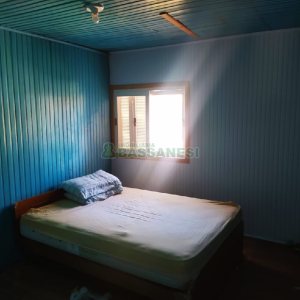 Casa com 160m², 4 dormitórios, no bairro São Leopoldo em Caxias do Sul para Comprar