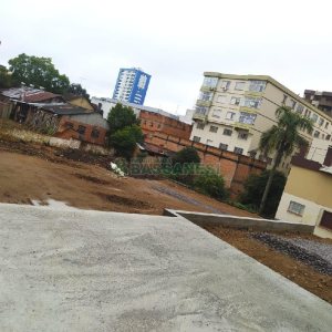 Terreno com 1276m², no bairro São Pelegrino em Caxias do Sul para Alugar