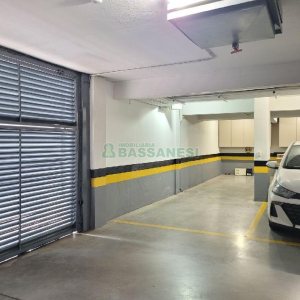 Apto Mobiliado com 85m², 2 dormitórios, 2 vagas, no bairro Panazzolo em Caxias do Sul para Alugar