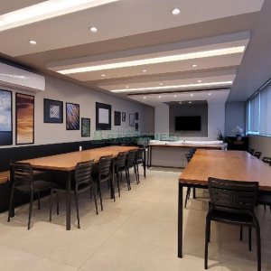 Apto Mobiliado com 85m², 2 dormitórios, 2 vagas, no bairro Panazzolo em Caxias do Sul para Alugar