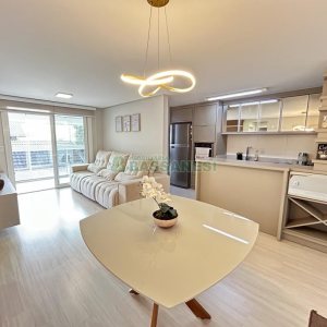 Apto Mobiliado com 85m², 2 dormitórios, 2 vagas, no bairro Panazzolo em Caxias do Sul para Alugar